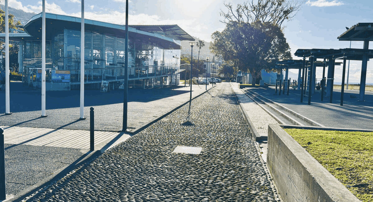 Madeira Green & Blue Pick up